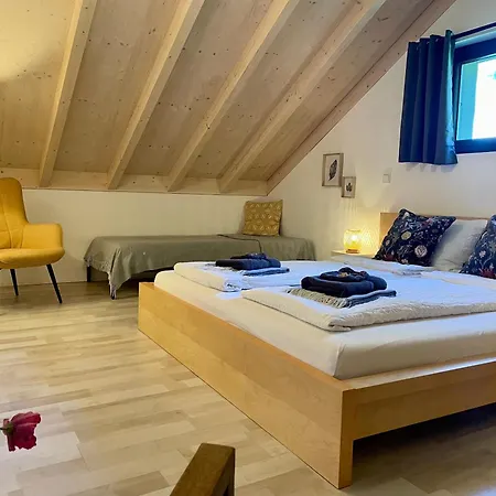 Waeller Haus - Modern With Fireplace & Large Natural Garden ヴィラ *